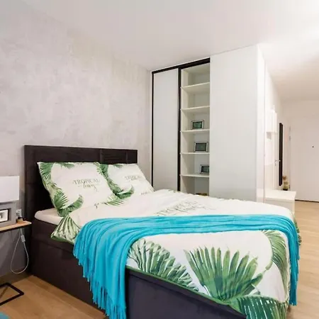 アパート Luxurycity With Terrace ヴロツワフ